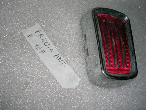 Fregio Anteriore Per Fiat 125