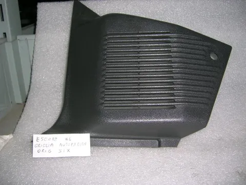 Griglia Pannello Porta Anteriore  Sinistro Ford Escort 81'