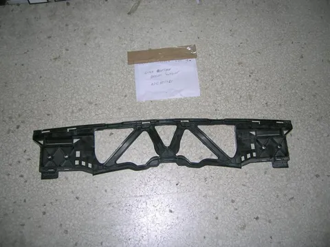 Guida Centrale Paraurti Anteriore Mercedes Classe E