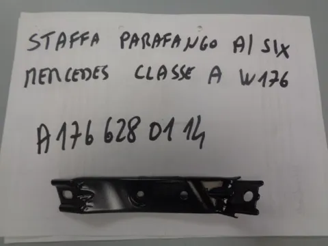 Staffa Parafango Anteriore Sinistra Mercedes Classe A W176