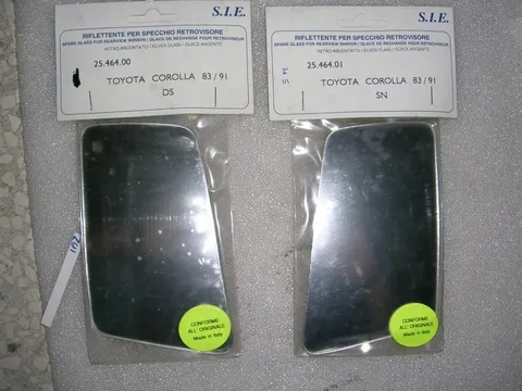 Vetrino Specchio Retrovisore Dx e Sx Toyota Corolla '83-91