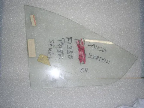 Vetro Fisso Post. Sx Chiaro Lancia Scorpion