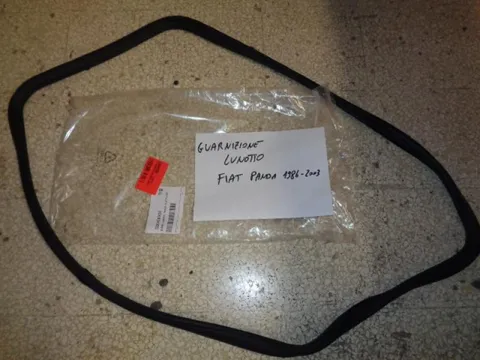 Guarnizione Lunotto Fiat Panda 141  1986-2003