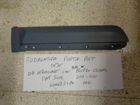 Modanatura Porta Posteriore Destra Da Verniciare Con Fori Per Profilo Cromato Fiat 500L 2017-2022
