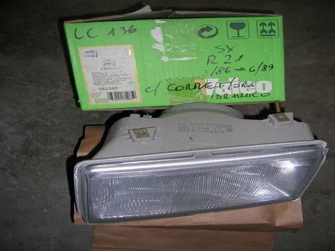 Proiettore Sx Renault 21