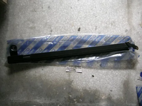 Guida Vetro Posteriore Sinistro Fiat Tipo-Tempra