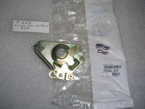 Chiusura Cofano Anteriore Peugeot 205