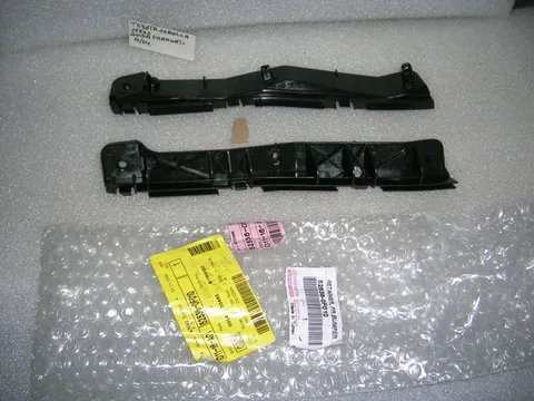 Guida Paraurti Anteriore Destra Toyota Corolla