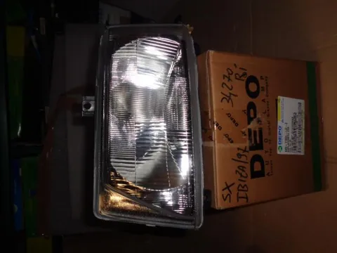 Proiettore Sinistro Seat Ibiza Del 1997