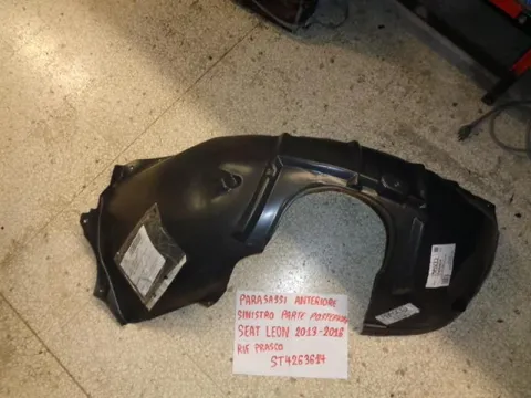 Parasassi Anteriore Sinistro Parte Posteriore Seat Leon 2013-2016