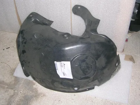 Parasassi Anteriore Sinistro Parte Anteriore  Renault Megane '03