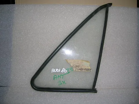 Vetro Fisso ant. Dx Audi 80 1serie con Guarnizione