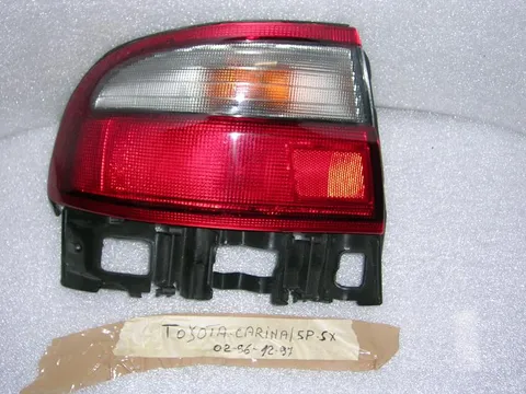 Fanalino Posteriore Sinistro Toyota Carina 5 Porte  02/1996 - 12/1997