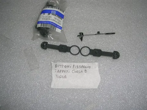 Kit Fissaggio Tappeto Vano Bagagli Opel Corsa B-Tigra