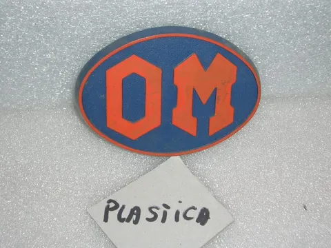Scritta In Plastica Iveco OM