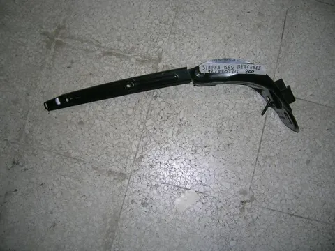 Staffa Paraurti Anteriore Destra Mercedes w123