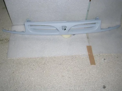 Griglia Ant. Nissan Micra '97