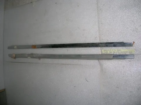 Raschiavetro Posteriore Destro E Sinistro Fiat 130 (Lunghezza 90Cm)