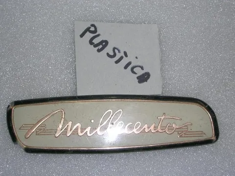 Scritta in Plastica Fiat 1100