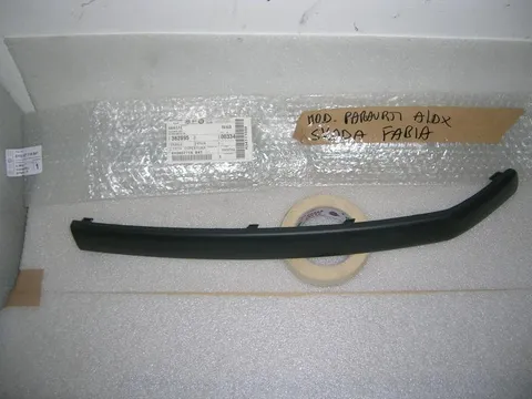 Modanatura Paraurti Anteriore Destra Skoda Fabia 2000-2004