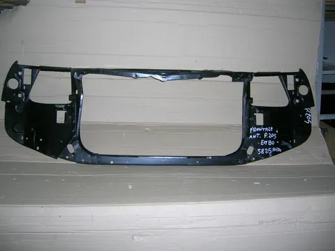 Calandra anteriore Peugeot 205