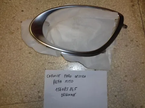 Cornice Faro Destra Alfa Mito