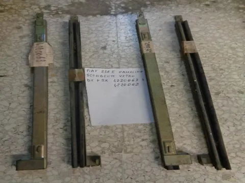 Scendente Vetro Destro E Sinistro Fiat 238E