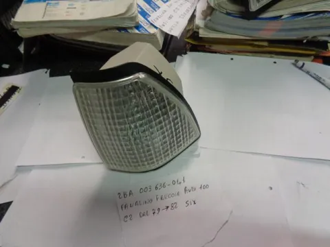 Fanalino Anteriore Sinistro Bianco Audi 100 C2 1979-1982