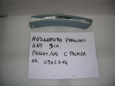 Modanatura Paraurti Anteriore Sinistro Volkswagen Passat 05