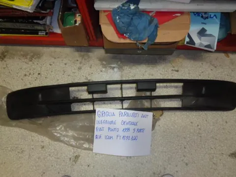 Griglia Paraurti Anteriore Inferiore Centrale Fiat Punto 1999 5P