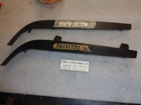 Modanatura Sottofaro Destra Alfa 33