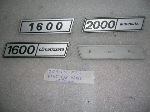 Scritte Posteriori in Ferro Fiat 132