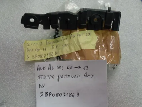 Staffa Paraurti Anteriore Destra Audi A3 2009-2013