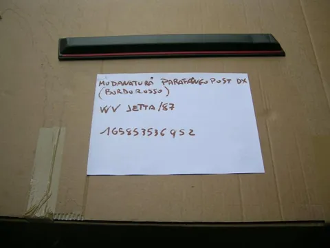 Modanatura Parafango Posteriore Destro Volkswagen Jett 84