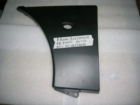 Parafango Anteriore Sinistro Alfa Romeo GTV/Spider