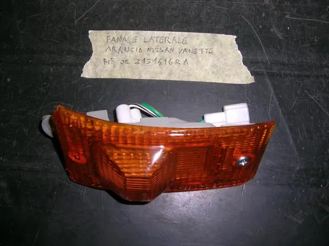 Fanalino Laterale Destro Nissan Vanette