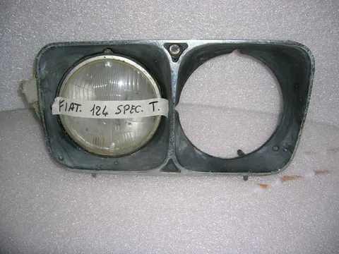 Cornice Faro Fiat 124 Special T