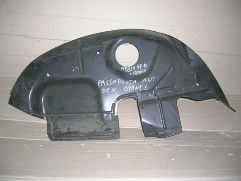 Passaruota anteriore DX Citroen Dyane 6