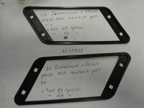 Guarnizione Per Griglia Presa D'aria Montante Posteriore Sinistra + Destra Per Fiat 125 Special / Fiat 124 Special