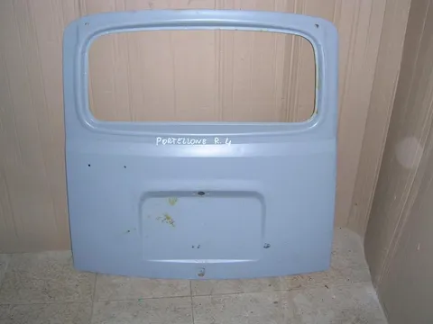 Portello Renault 4