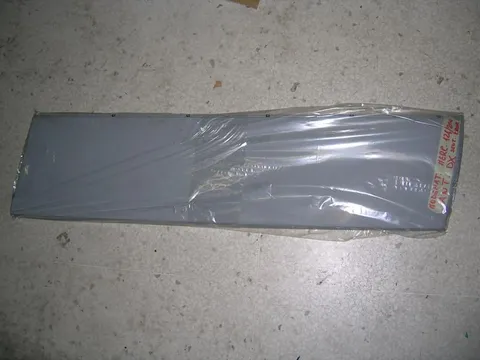 Modanatura  Porta Ant. Dx Mercedes   200 w124    (Senza Profilo Cromato)