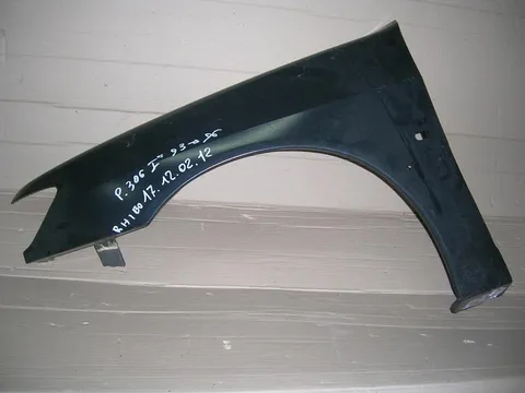 Parafango anteriore SX Peugeot 306