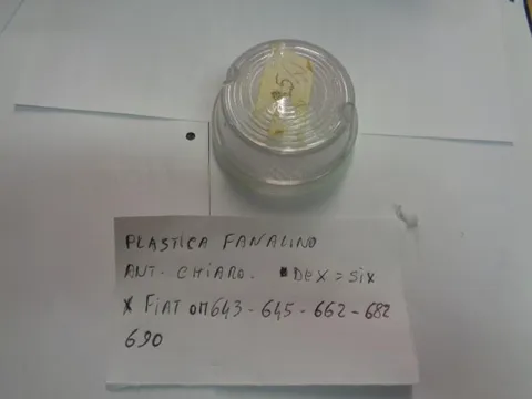 Plastica Fanalino Chiaro Destro=Sinistro Fiat Om643-645-662-682-690