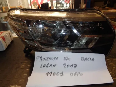 Proiettore Destro Con luce Diurna A Led Dacia Logan 2017 -2020