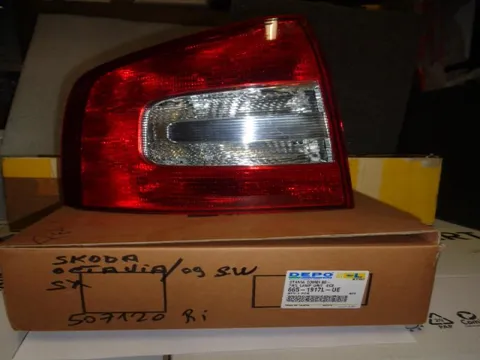Fanale Posteriore Sinistro Skoda Octavia Station Wagon 2009 -2013
