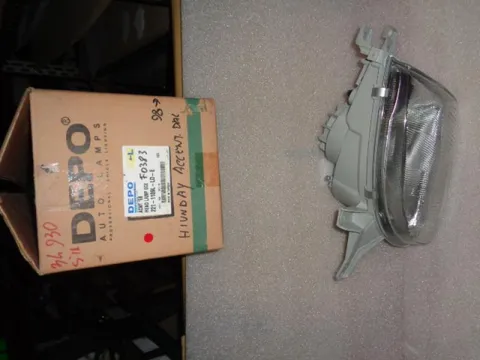 Proiettore Sinistro H4 Elettrico  Hiunday Accent Dal 1997 Al 1999