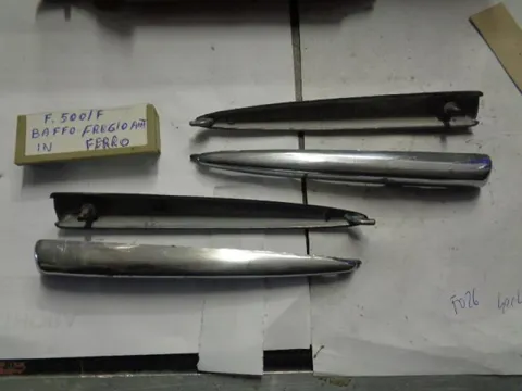 Baffo Fregio Anteriore In Ferro Per Fiat 500/F