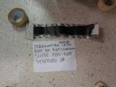 Modanatura Adesiva Vetro Posteriore Destro Fiat Cinquecento Suite 1992-1998