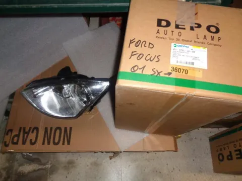 Proiettore Sinistro Ford Focus 2001