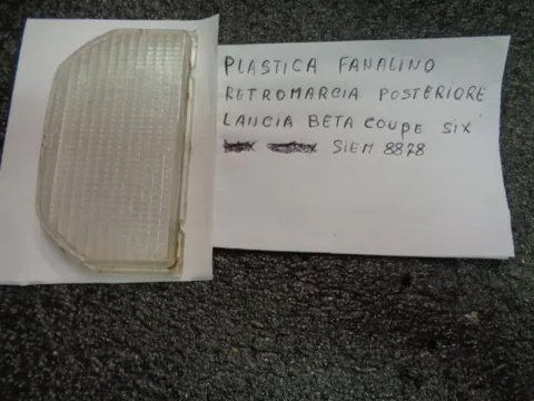 Plastica Fanalino Retromarcia Posteriore Sinistro Lancia Beta Coupè